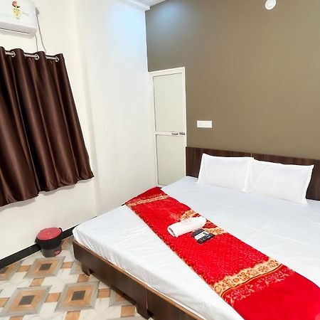 Hotel Rudraksh Ujjain Eksteriør bilde