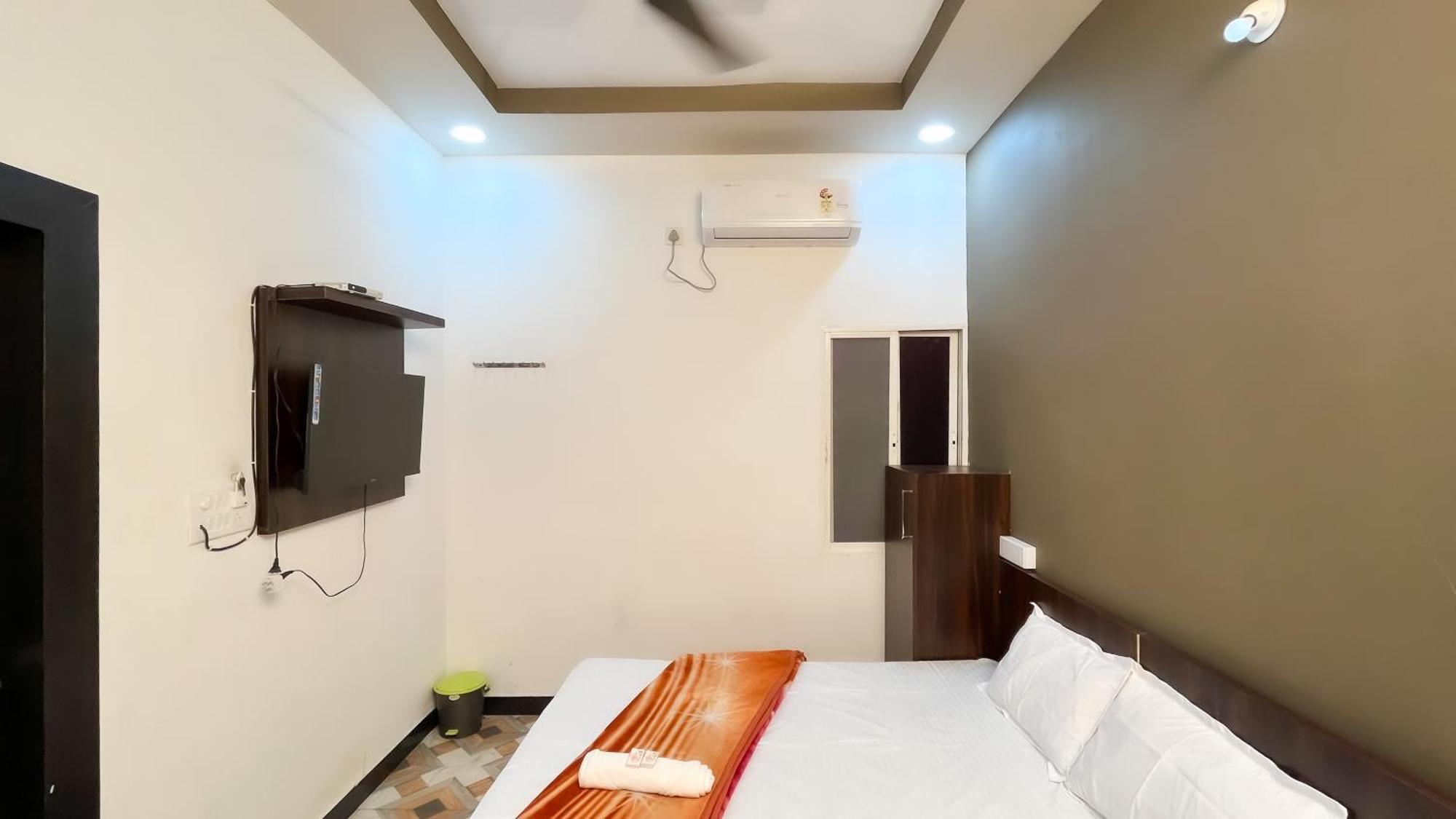 Hotel Rudraksh Ujjain Eksteriør bilde