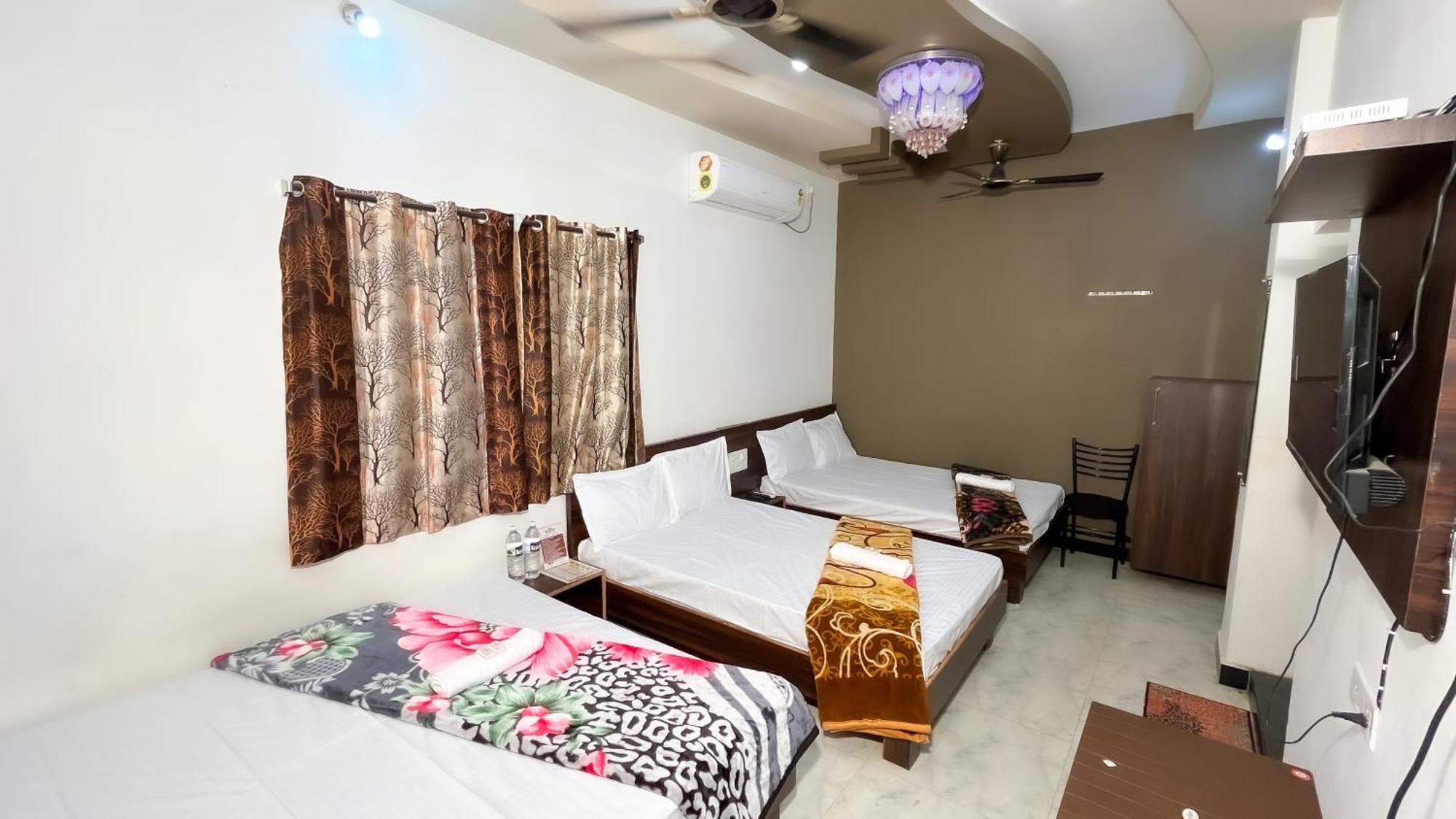 Hotel Rudraksh Ujjain Eksteriør bilde