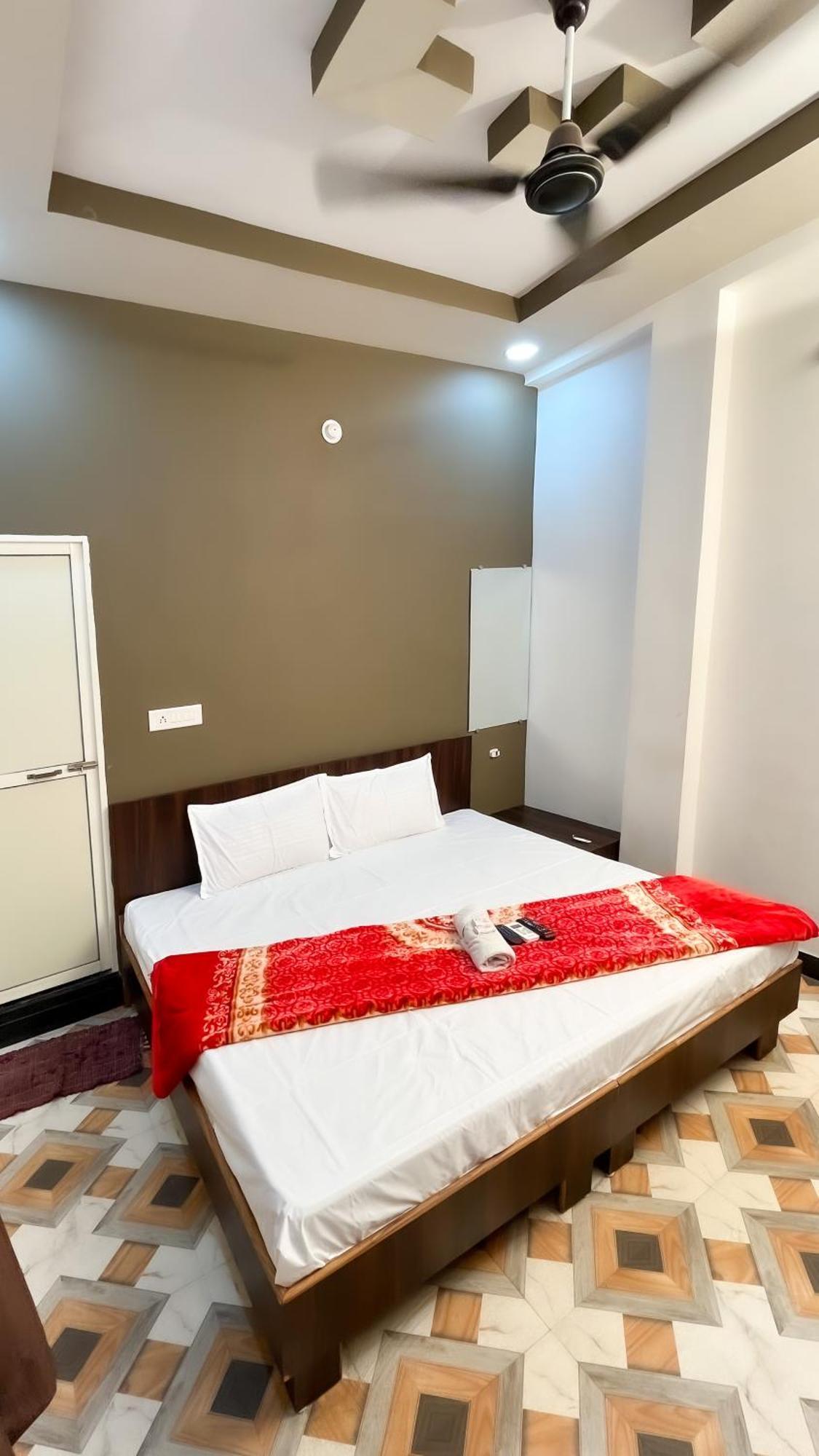 Hotel Rudraksh Ujjain Eksteriør bilde